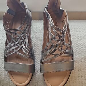 Elegant Silver Women's Sandals